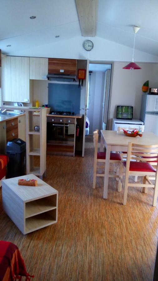 Mobilhome Familial Onzain Bagian luar foto